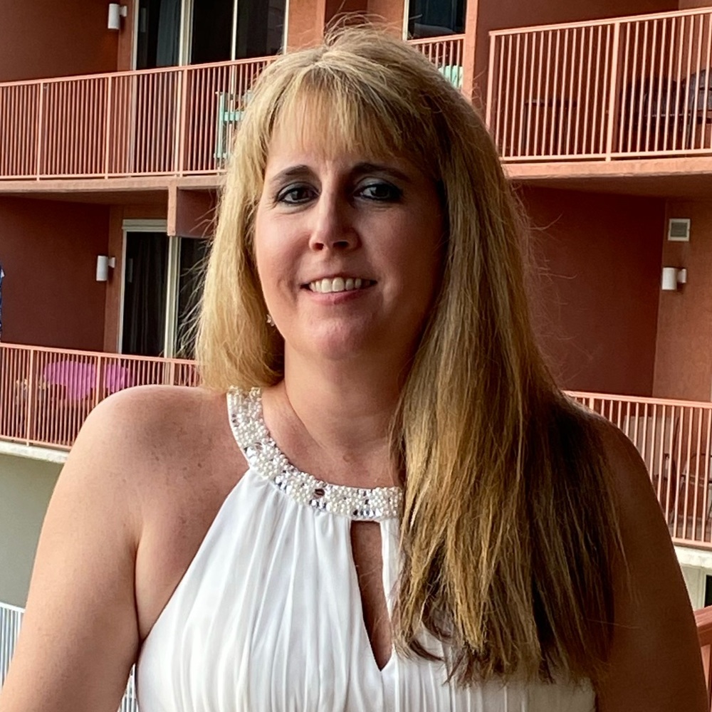 Meet your Posher, Lynn
